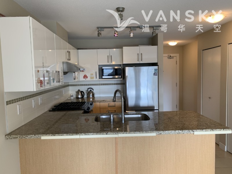 250510141906_1 kitchen2.jpg
